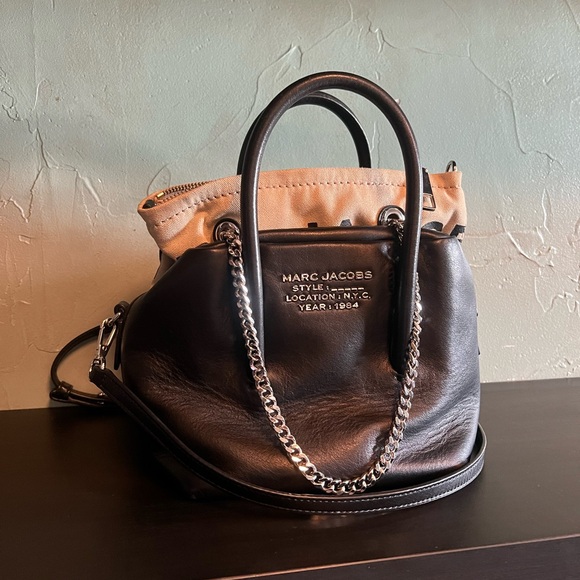 MARC JACOBS Black Mini “The Duet” Top Handle Bag - Picture 3 of 8